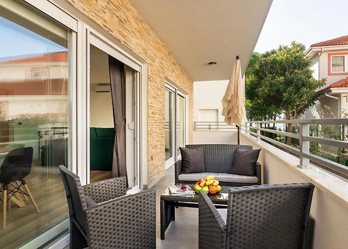 Picigin By Interhome * Бибинье