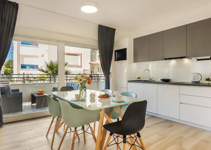 Picigin By Interhome * Бибинье